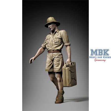 German DAK soldier hold. jerry can-3D-print (1:35)