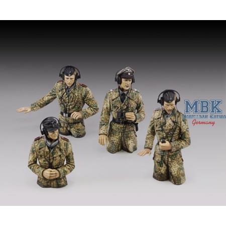 German Tank Crew in Pit Dot WWII 3d Printed 1:72