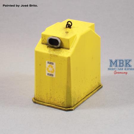 Recycling container 1/35