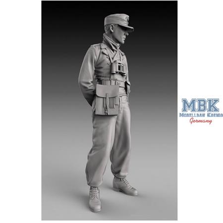 German Tanker with arms backward 1/72