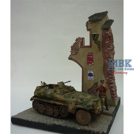 Diorama-Base: Destroyed Farm