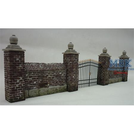 Park wall with Fence