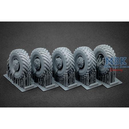 GAZ Tiger V1 Sagged wheel set - 1/35