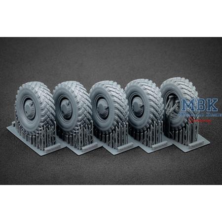 GAZ Tiger V2 (w/shield) Ordinary wheel set - 1/35