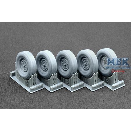 Cargo Truck T2 Sagged wheel set - 1/35