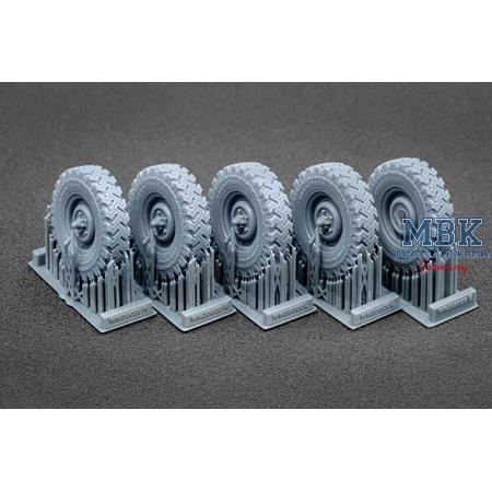 L. Rover 88 6.5 small Ordinary wheel set - 1/35