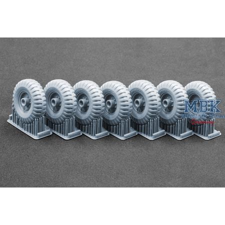 Alvis FV622 Stalwart Mk.2 Ordinary wheel set- 1/35