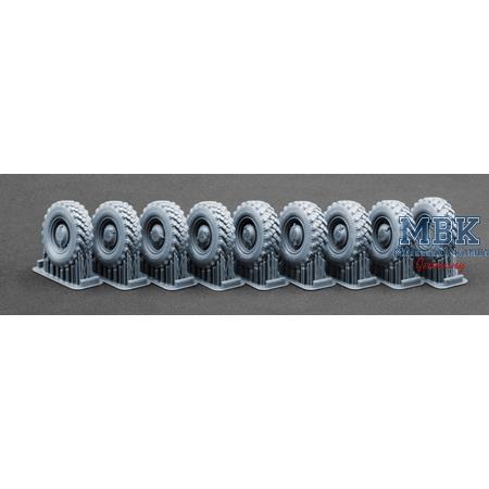 BTR-80 APC KI-113 Sagged wheel set - 1/35