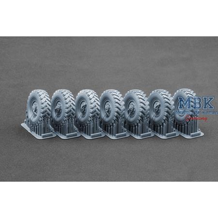 URAL-4320 OI-25 Sagged wheel set - 1/35