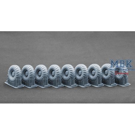 BTR-80 APC DT-126 Snaga Ordinary wheel set - 1/35