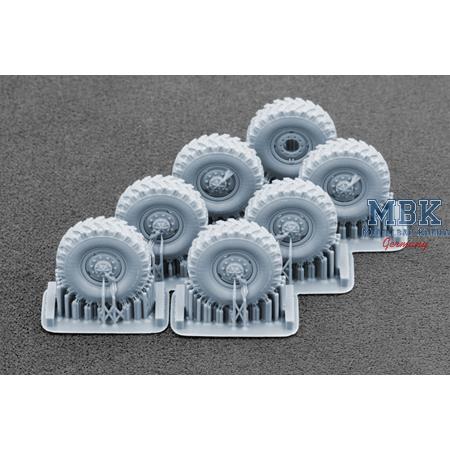 URAL-4320 OI-25 Sagged wheel set - 1/72