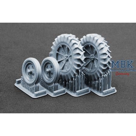 Fordson N Tractor v1 Sagged wheel set - 1/35