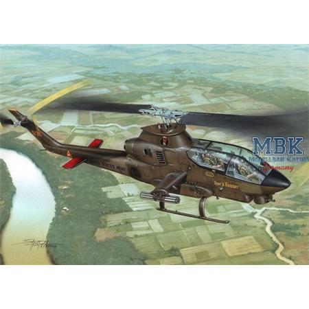 Bell AH-1G Cobra "Over Vietnam with M-35 Gun"
