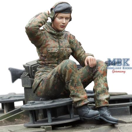 Bundeswehr Female Tank Gunner