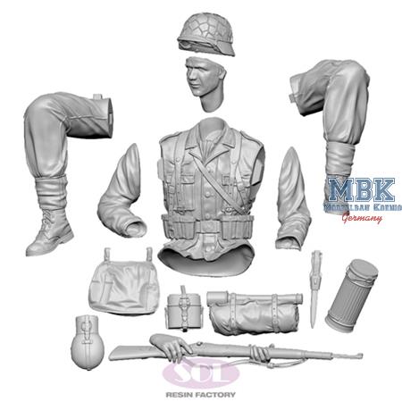 WWII German Infantry w Kar98k  (1:16)