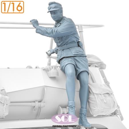 Sd.Kfz. 250/3 Crew 1 (for Das Werk) 1:16