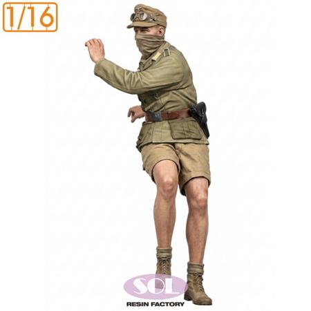 Sd.Kfz. 250/3 Crew 1 (for Das Werk) 1:16