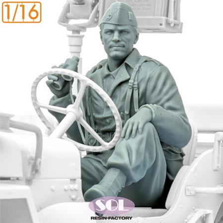 U.S. Army Vehicle Crewman 1:16