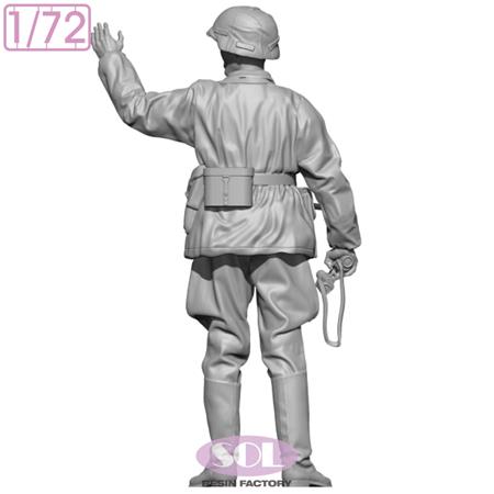 WWII German Field Artillery Commander (1:72)