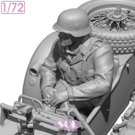 Officer for WWII German KS750 with Sidecar (1:72)