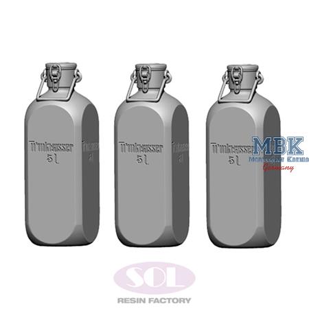 WWII 5L German Drinking Water Bottles (3x) (1:16)