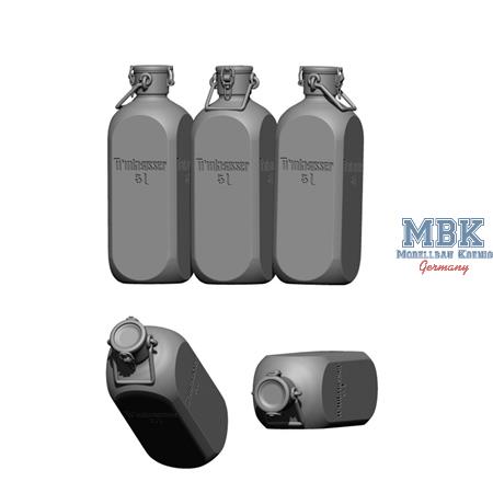 WWII 5L German Drinking Water Bottles (3x) (1:35)