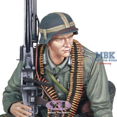 WWII German Infantry MG42 Gunner (1:16)