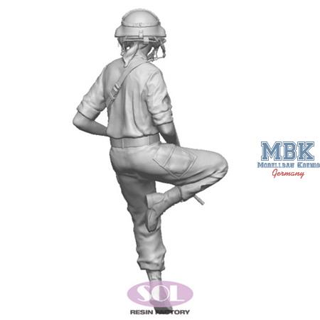 IDF Female Tanker with CVC helmet (3D Printed Kit)