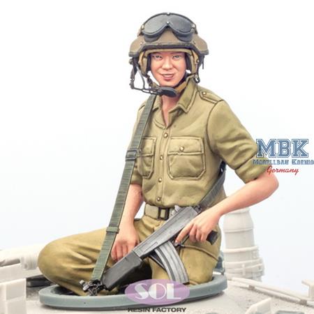 IDF Female Tanker w/CVC Helmet (3D Printed) (1:16)