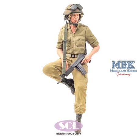 IDF Female Tanker w/CVC Helmet (3D Printed) (1:16)