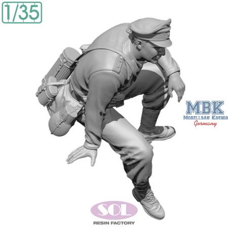 Crew 1 for German Sd.kfz.250/1 (3D Printed)