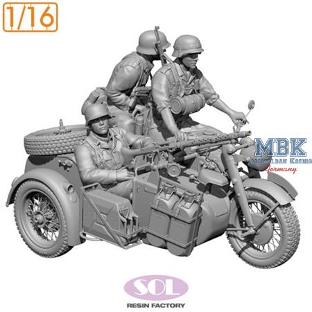 Zündapp KS750 motorcycle & Sidecar + Crew (1:16)
