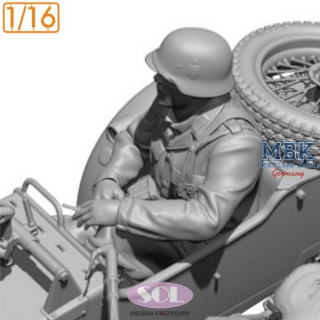 Officer f.WWII German KS750 w/side car (3D Print.)