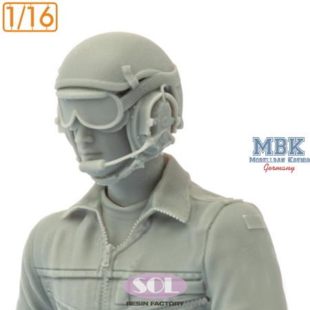 Bundeswehr Tank Driver Leopard 2 A7V (1:16)