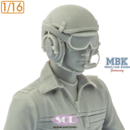 Bundeswehr Tank Driver Leopard 2 A7V (1:16)