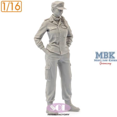 Bundeswehr Tank Female Crew I (1:16)