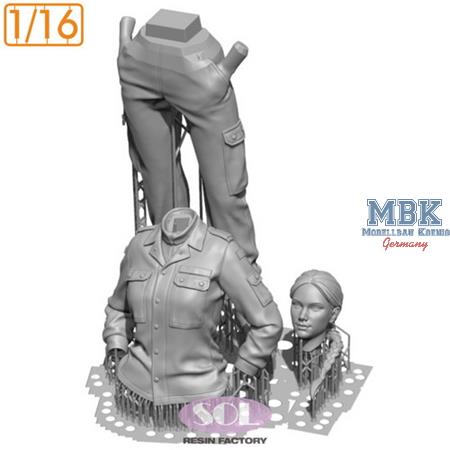 Bundeswehr Tank Female Crew II (1:16)