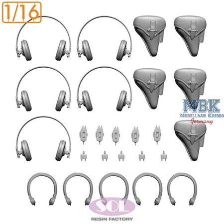 WWII German Arm. Veh. Headphone sets & P08 Holster