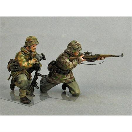 Wehrmacht sniper team, summer 43-45