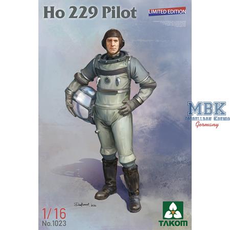 Ho 229 Pilot (Limited edition) 1:16