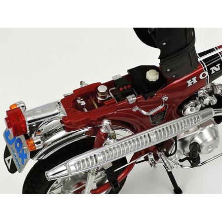 Honda DAX Motorrad LIMITIERT (1:6)