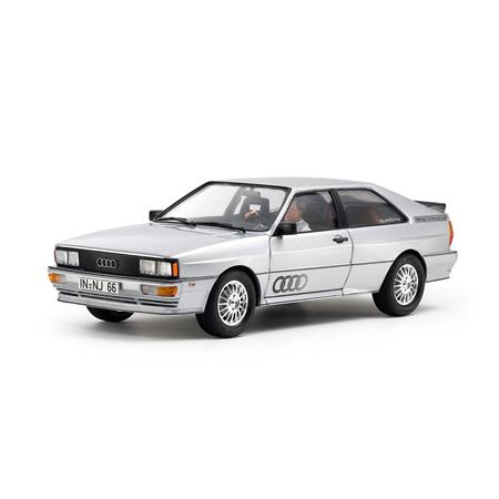 Audi Quattro  (1:24)