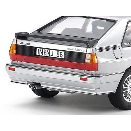 Audi Quattro  (1:24)