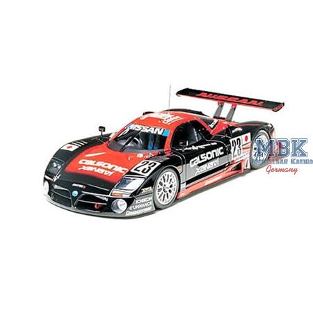 Nissan R390 GT1     1:24