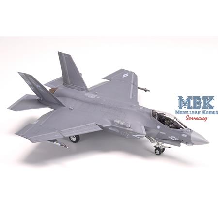 Lockheed Martin F-35C Lightning II (1:72)