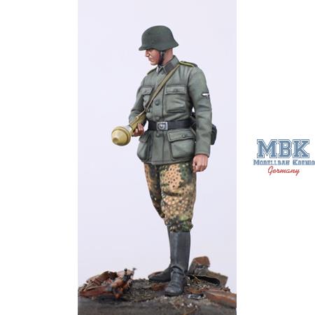 Waffen SS Soldier (WW II) No. 3