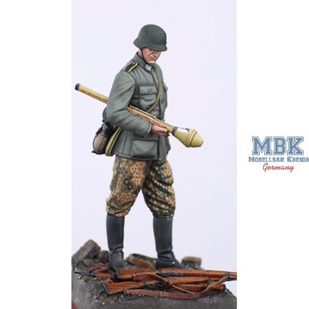 Waffen SS Soldier (WW II) No. 3