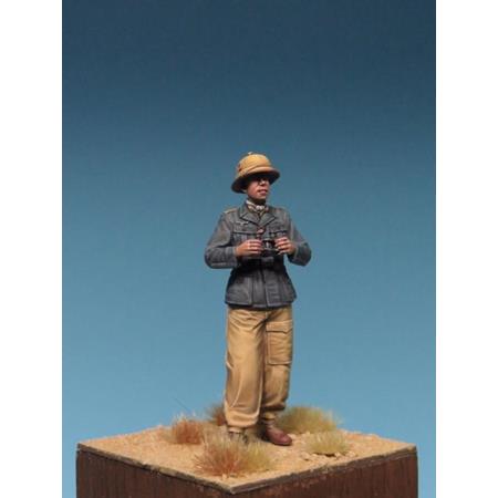 German Luftwaffe Officer (Afrika Korps) WW II
