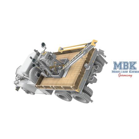 Heavy Wrecker Ward LaFrance M1000 Series 1