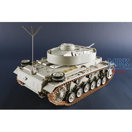 Pz.Kpfw.III Ausf.J 1:16